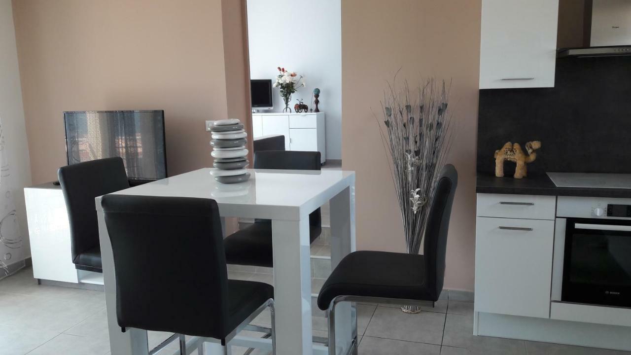 Residence Sejoina Calcatoggio  Luaran gambar